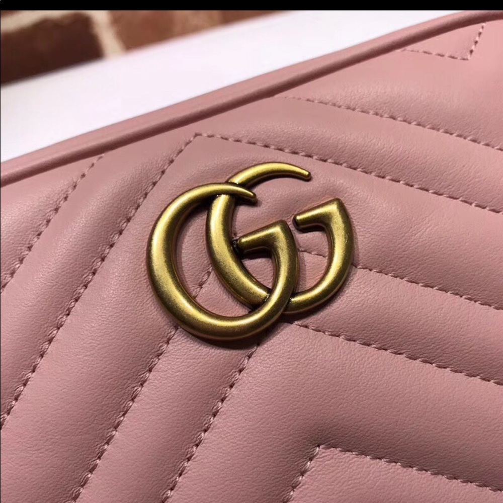 Meet your Posher, Luxury